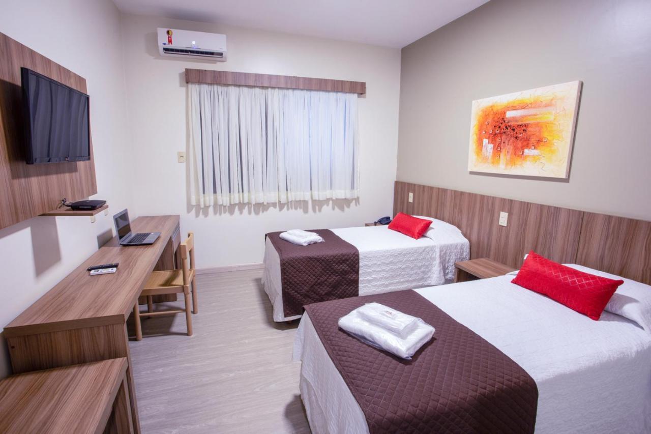 Carlton Plaza Hotel Uberlândia Exterior foto